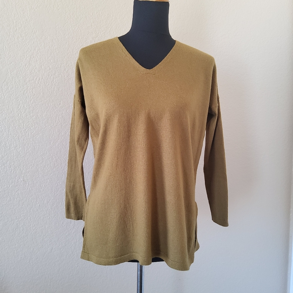 EILEEN FISHER Olive Green Merino Wool Tunic Sweater XS V-Neck - Picture 2 of 7
